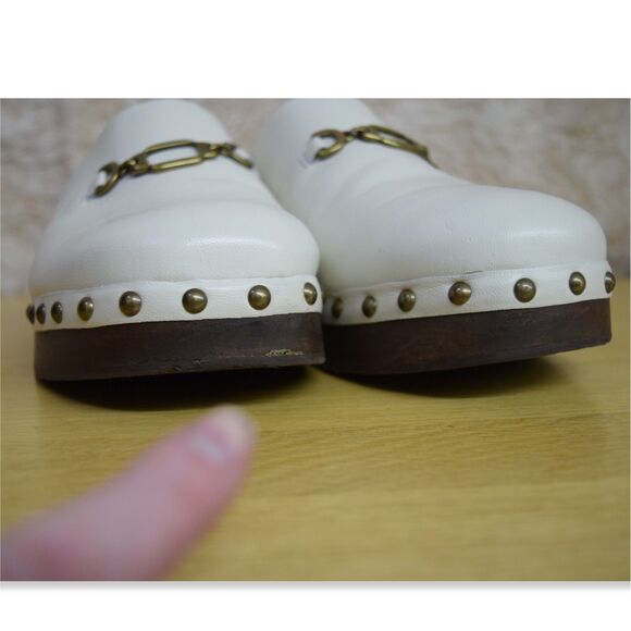Larroude Zuzi Bit Mule Clogs Slip on Mens Size 10 Ivory Leather Wooden Studs main image 4